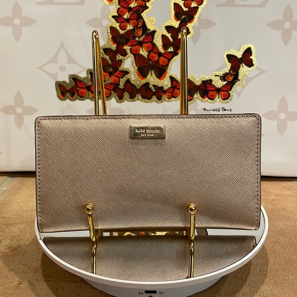 kate spade Handbags - Kate Spade Wallet